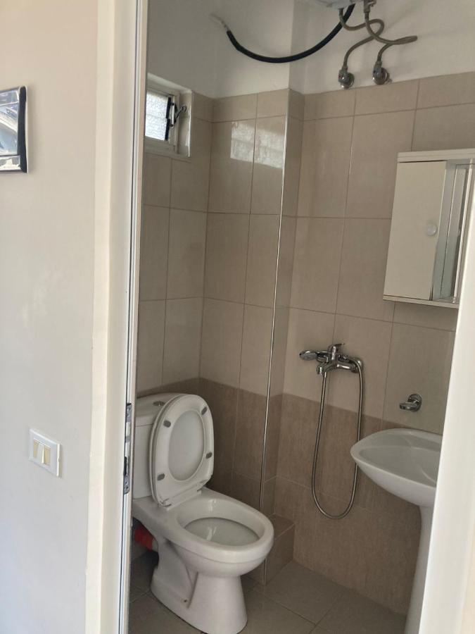 Niko'S Apartments Sarande Bagian luar foto